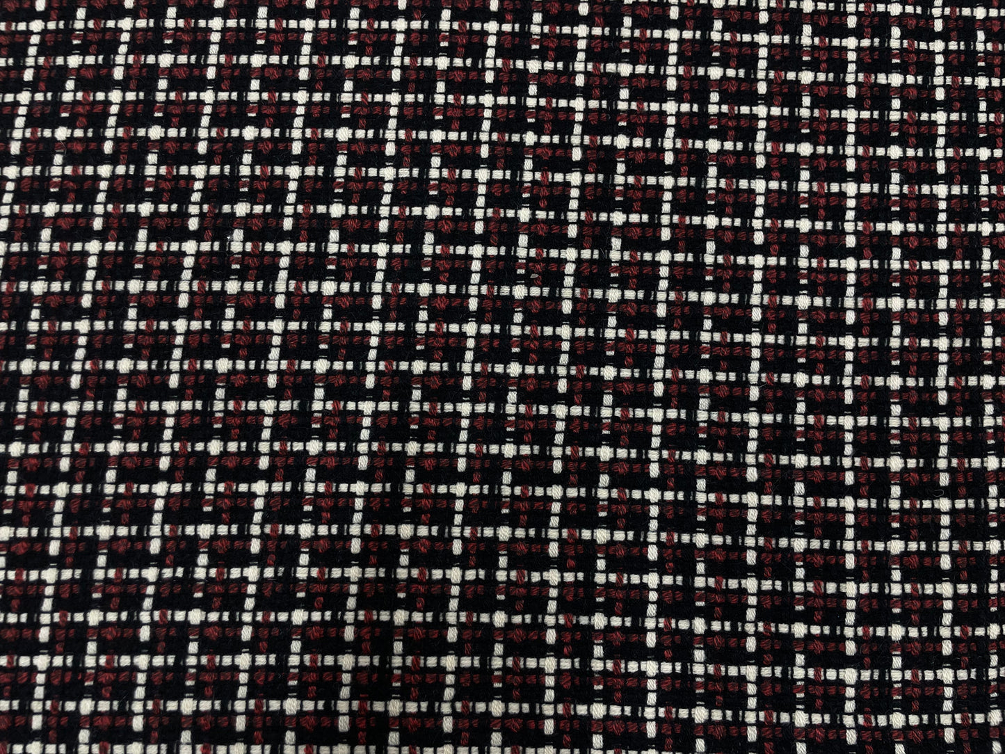 Stofa Chanel Negru cu Grena - Canada Fashion Center