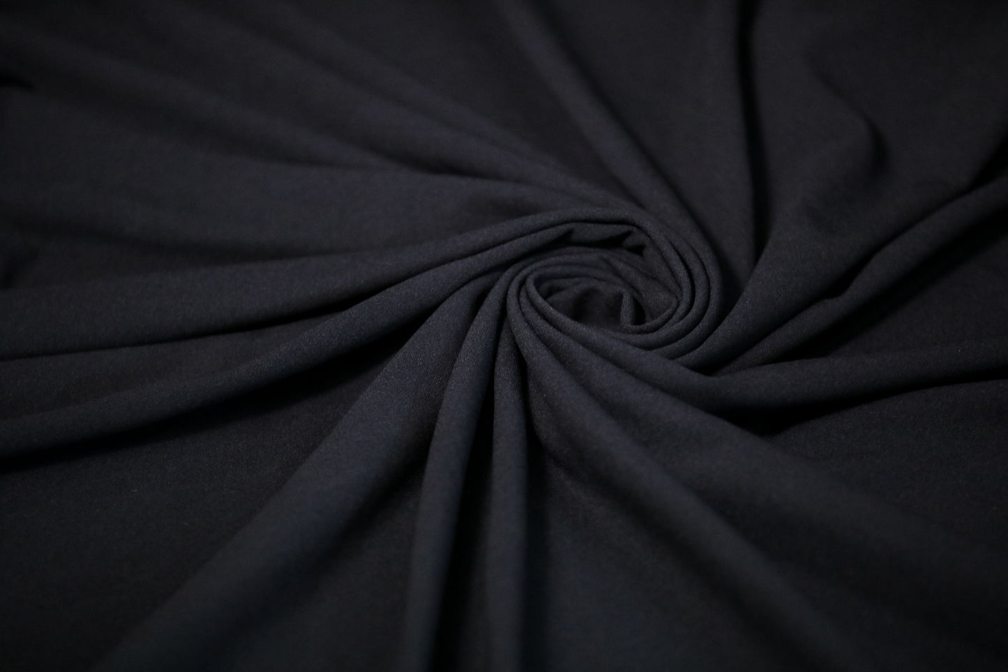 Scuba Crep Negru - Canada Fashion Center