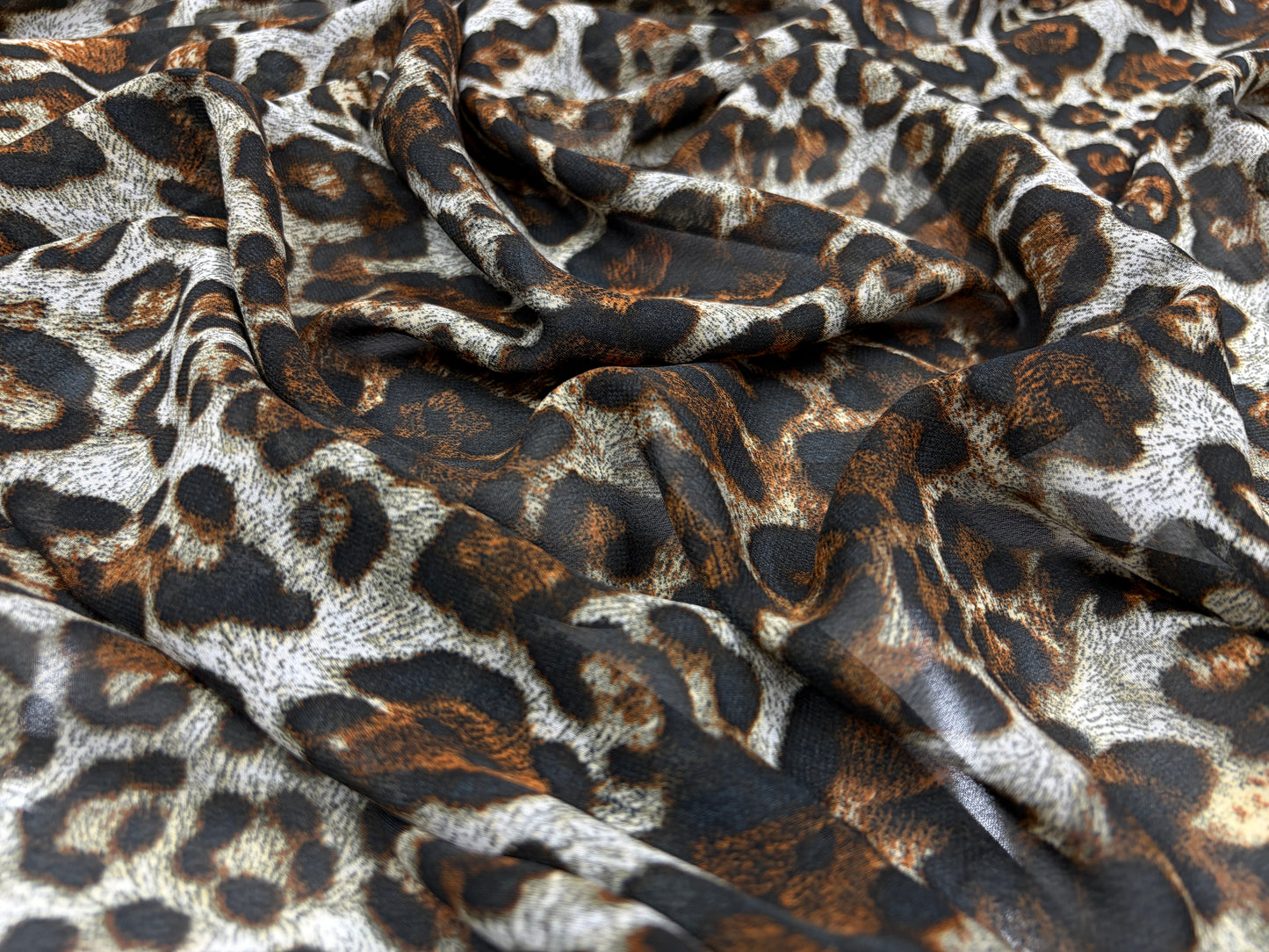 Voal imprimat leopard