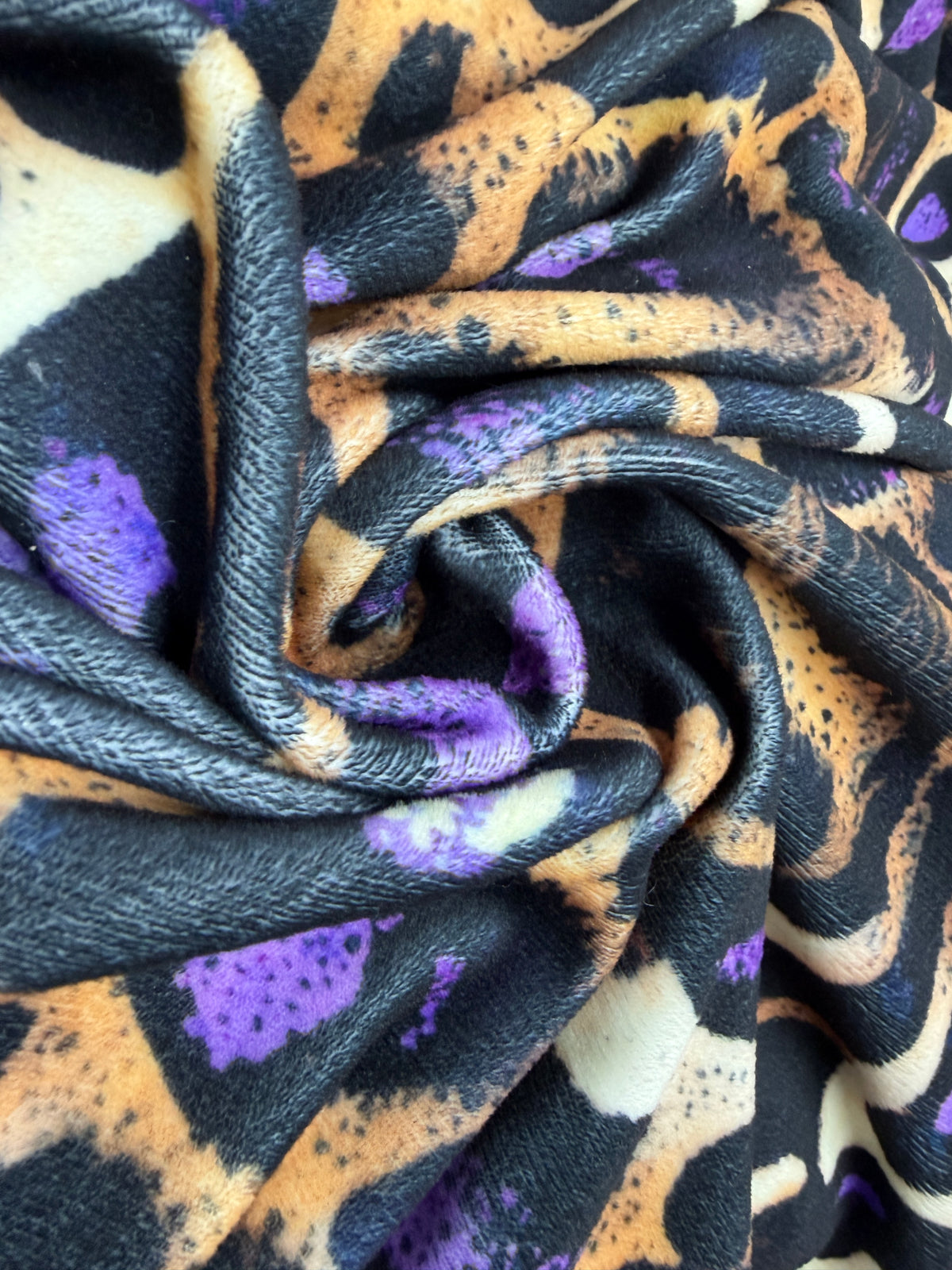 Catifea Super Soft Imprimatǎ Mov Tigru