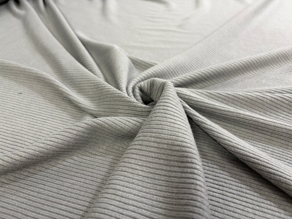 Stofǎ Raiatǎ Elasticǎ Gri - Canada Fashion Center