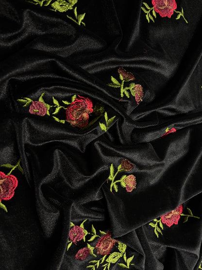 Velvet Brodat Flori Negru - Canada Fashion Center