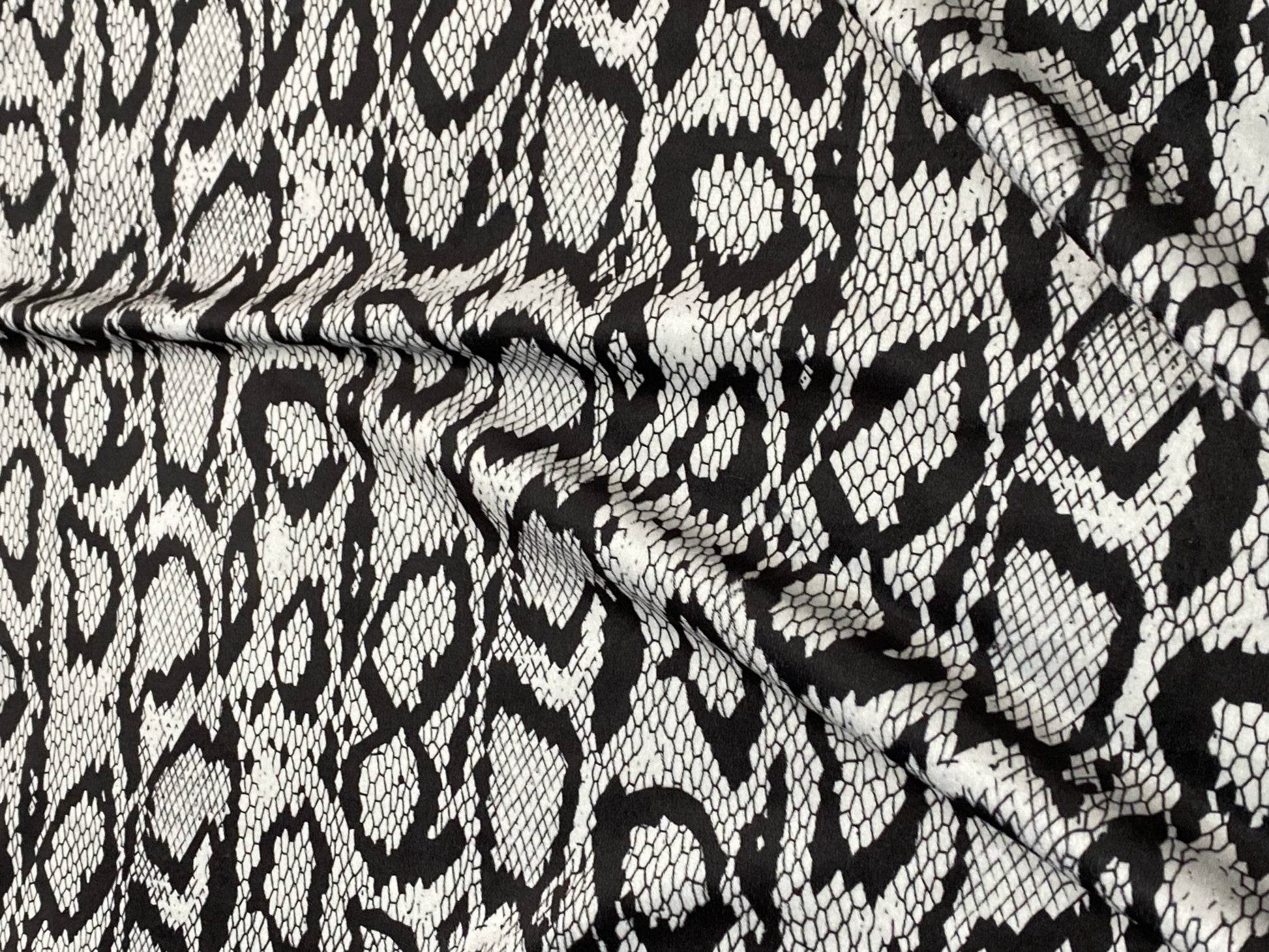 Catifea Supersoft Leopard Gri - Canada Fashion Center