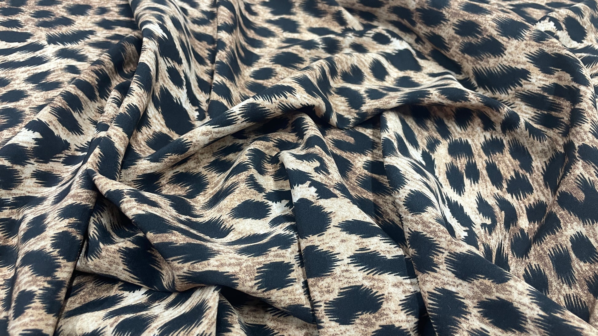 Imitatie matase Animal print - Canada Fashion Center